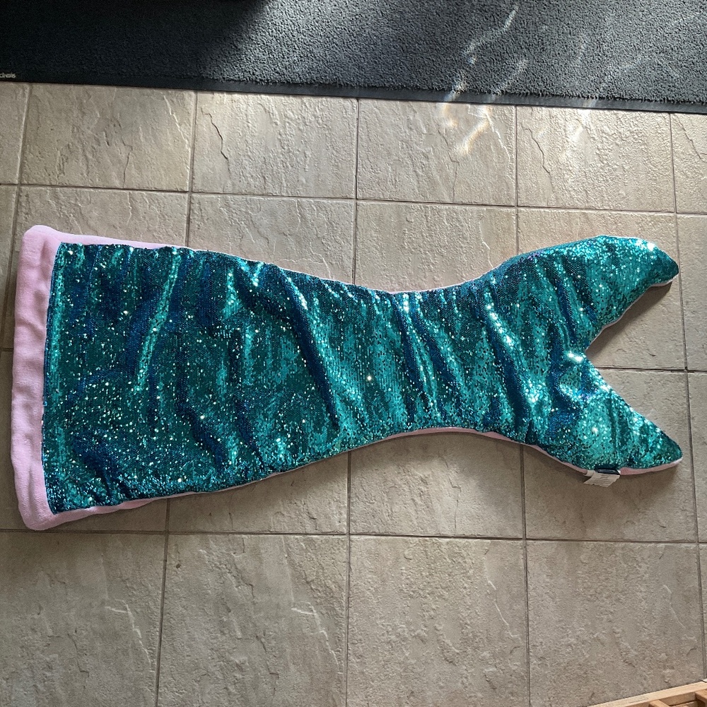 Cynthia Rowley Mermaid Snuggle Tail,  Blanket Sleeping Bag, One Size, for kids